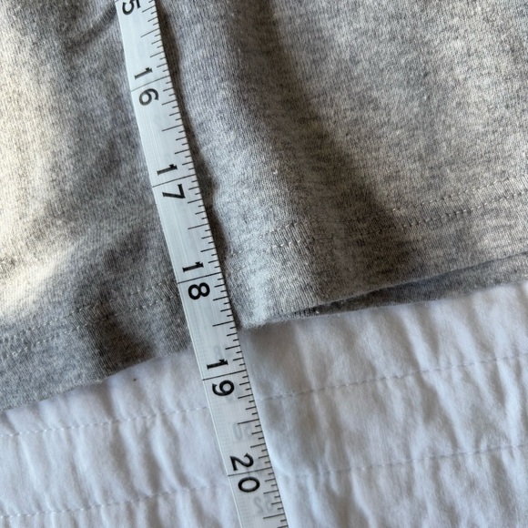 Brandy Melville Gray Tee with Red and Blue Stripes - Picture 4 of 5